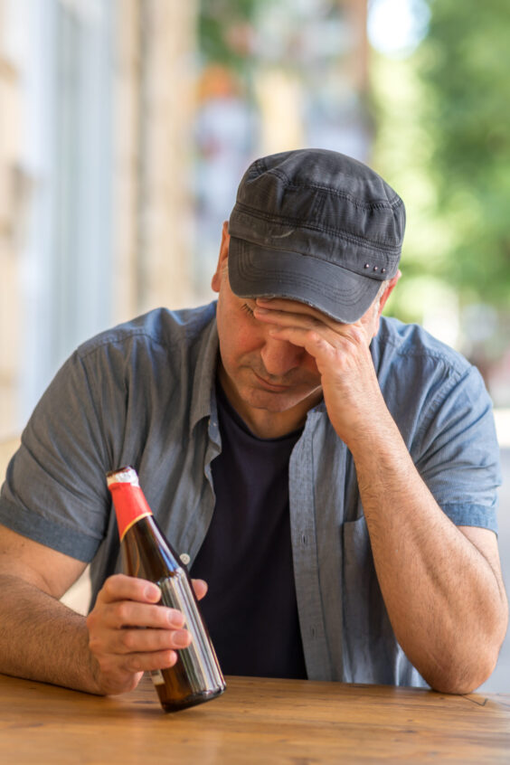 Как предотвратить похмелье и головную боль после употребления пива